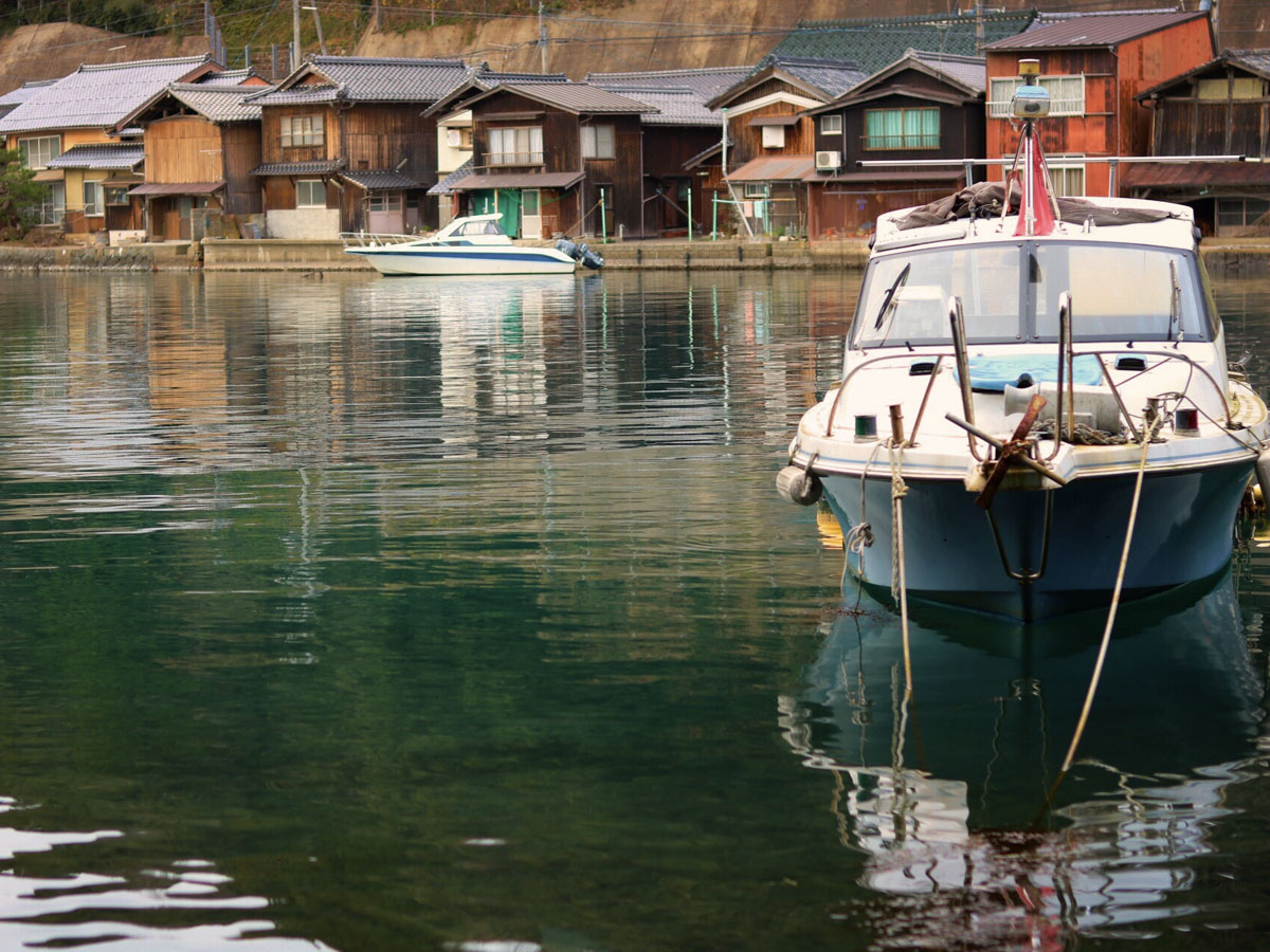 伊根の舟屋風景1